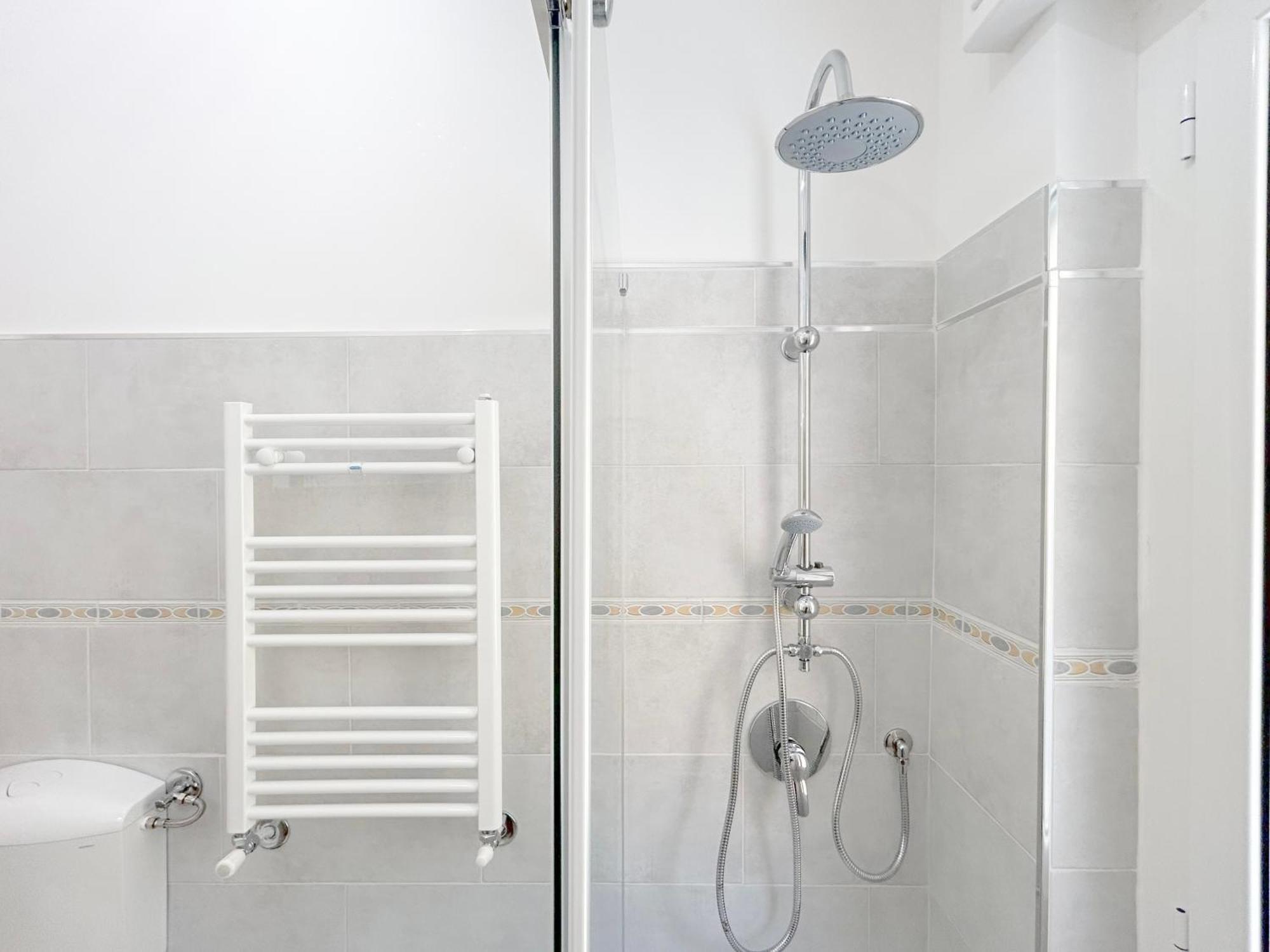 Elegant House - Centro - 400Mt Dal Mare Apartment Вентимиля Екстериор снимка