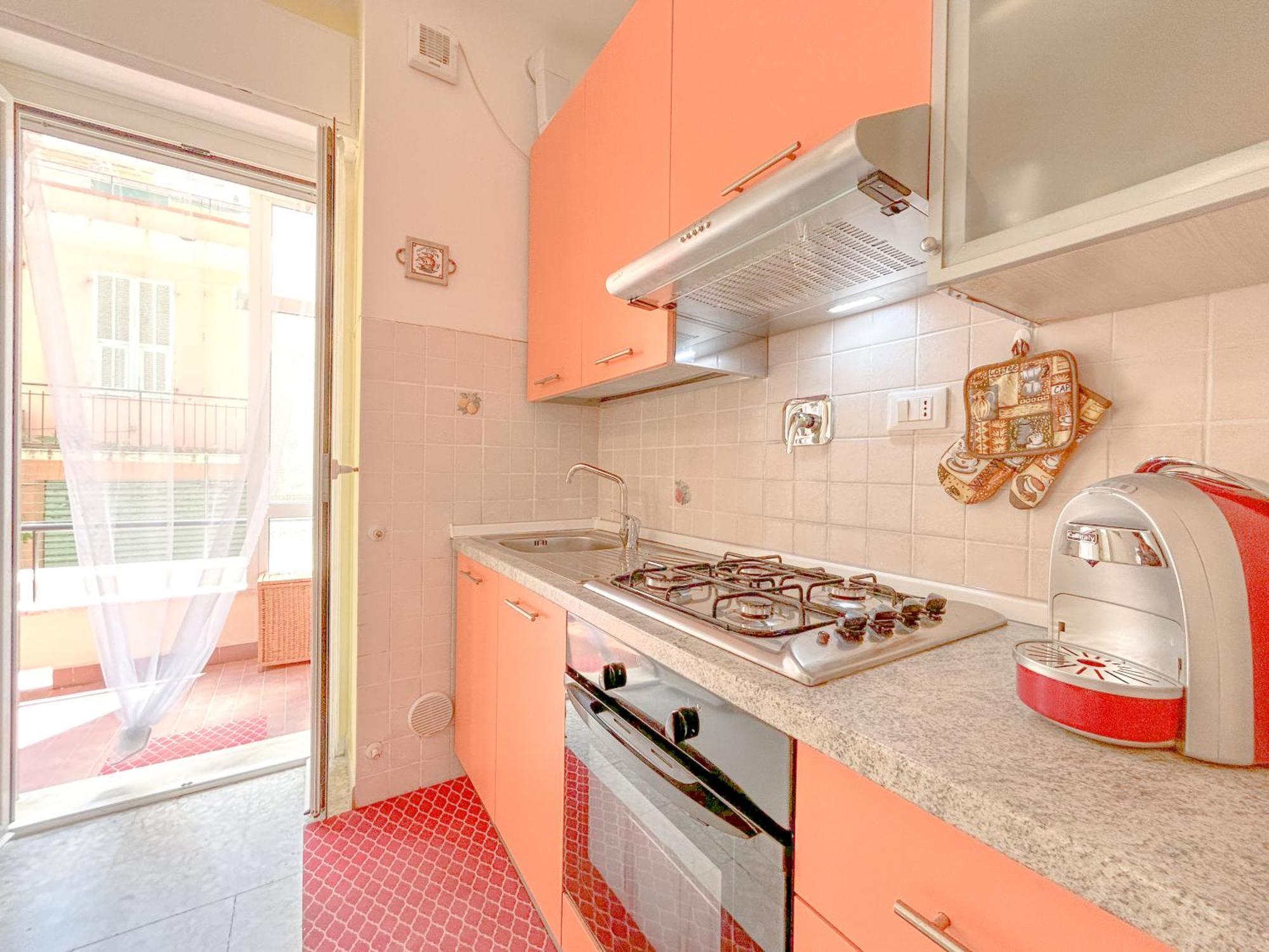 Elegant House - Centro - 400Mt Dal Mare Apartment Вентимиля Екстериор снимка